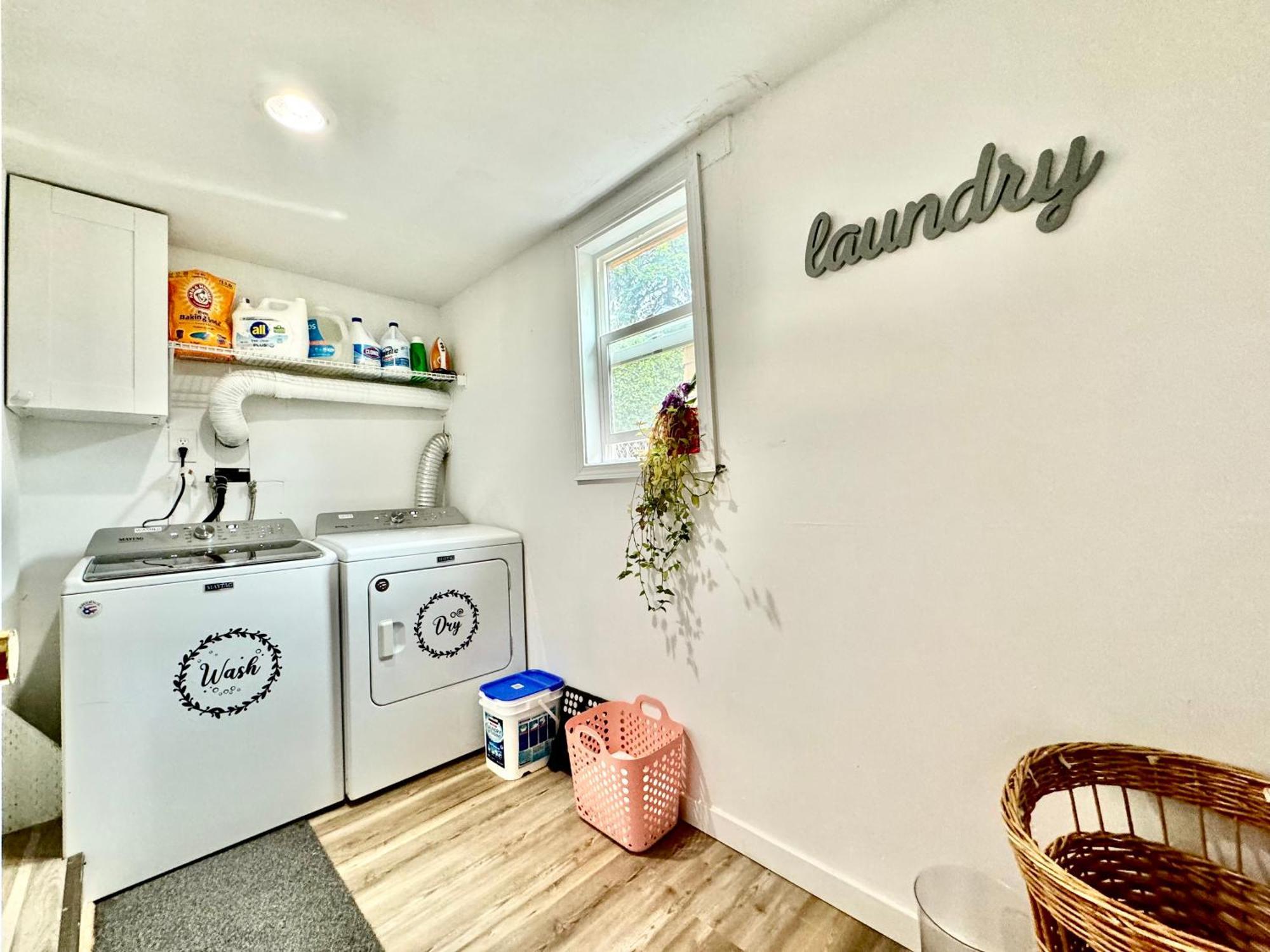Private Tiny Room On The 1St Floor With Shared Bathroom Near Airport And Downtown Seattte シアトル エクステリア 写真