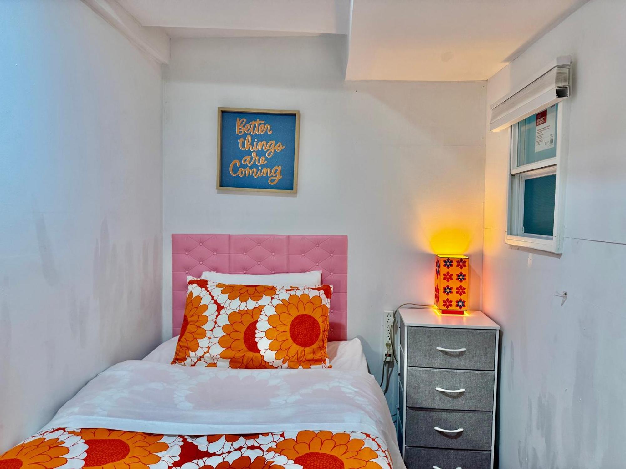 Private Tiny Room On The 1St Floor With Shared Bathroom Near Airport And Downtown Seattte シアトル エクステリア 写真